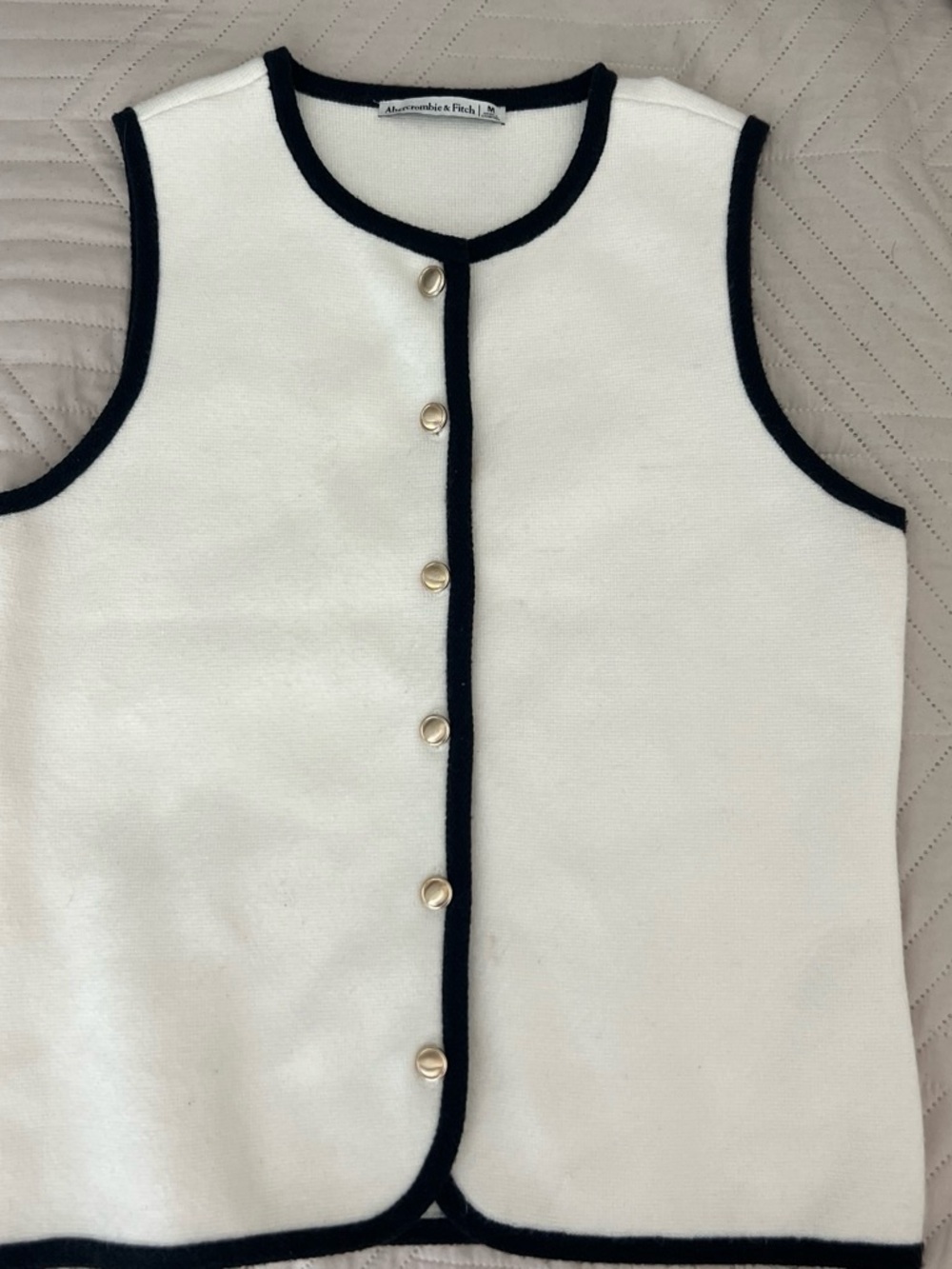 Abercrombie & Fitch Cream Knit Vest